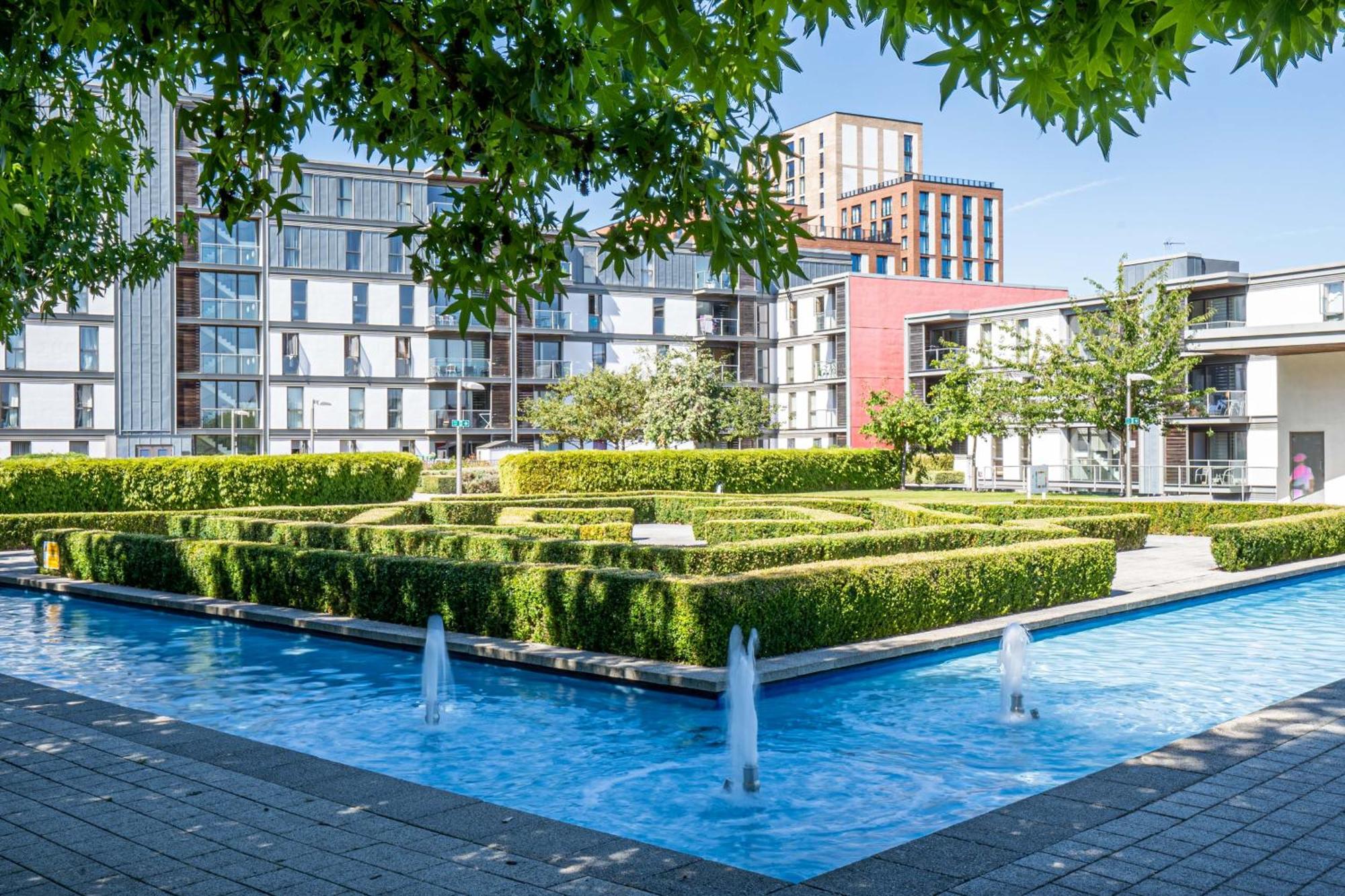 Cotels At Vizion Serviced Apartments, Superfast Broadband, Central Location, Free Parking, Fully Equipped Kitchen Milton Keynes Esterno foto